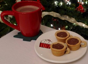 Peppermint Hot Cocoa Cup Cookies